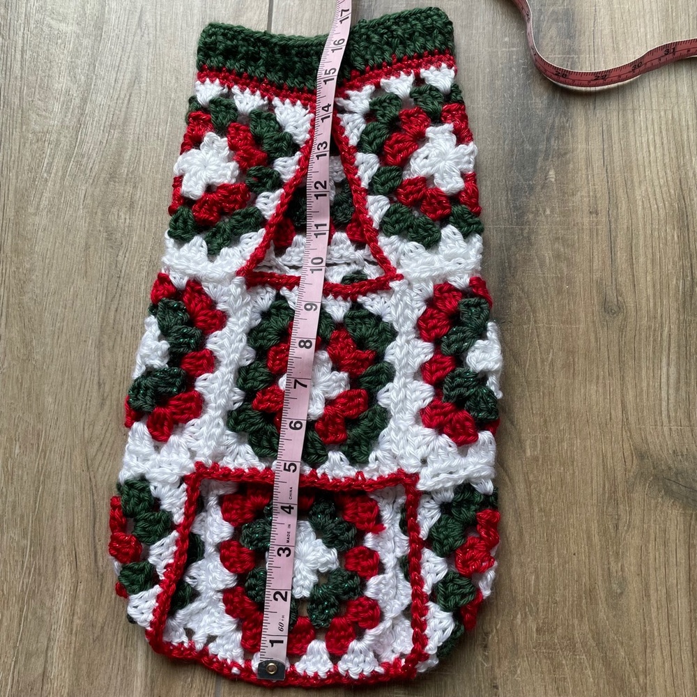 Dog Sweater Medium Crochet Christmas Holiday White Green Red - Picture 5 of 9